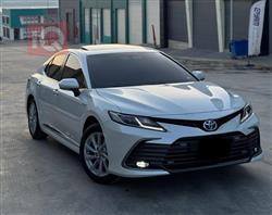 تۆیۆتا کامری